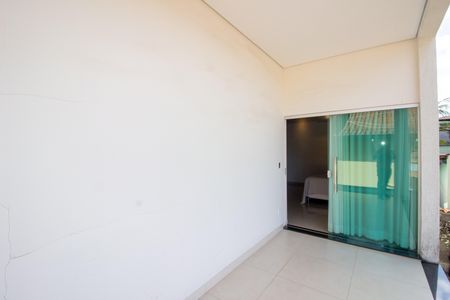 Casa à venda com 230m², 5 quartos e 3 vagasVaranda da suíte