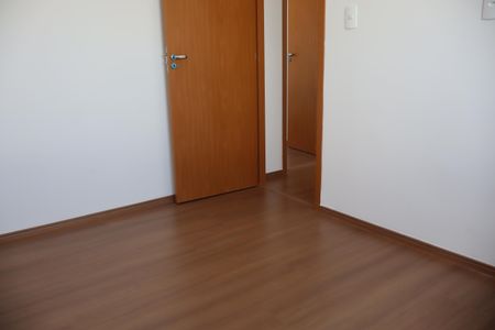 Quarto 1 de apartamento à venda com 2 quartos, 42m² em Cidade São Mateus, São Paulo