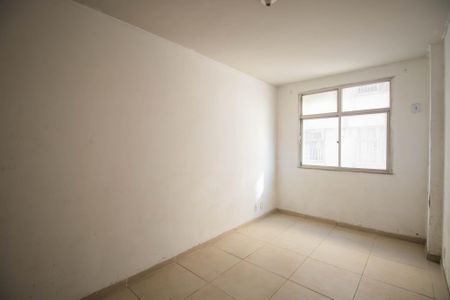 Sala de apartamento para alugar com 2 quartos, 65m² em Brasilândia, São Gonçalo