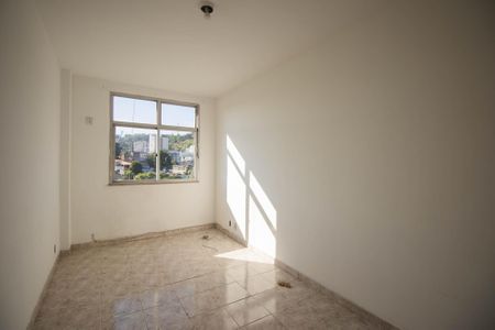 Sala de apartamento para alugar com 2 quartos, 65m² em Brasilândia, São Gonçalo