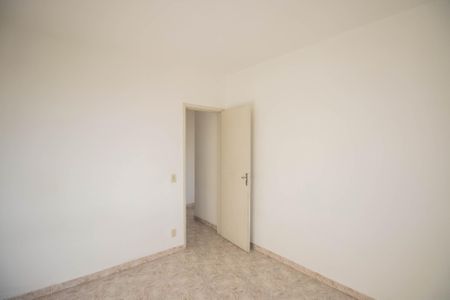 Quarto 2 de apartamento para alugar com 2 quartos, 65m² em Brasilândia, São Gonçalo