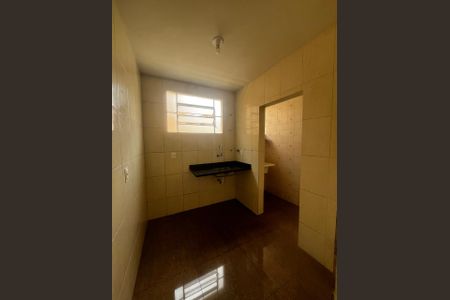 Cozinha de apartamento para alugar com 3 quartos, 75m² em Santa Efigênia, Belo Horizonte