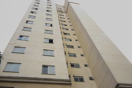 Apartamento à venda com 69m², 3 quartos e 1 vaga Apartamento à venda com 69m², 3 quartos e 1 vagaFachada