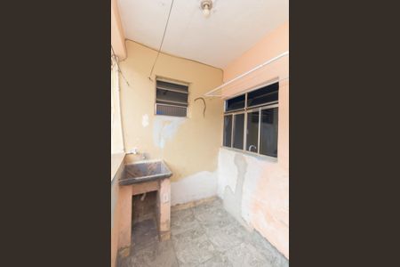 Casa para alugar com 30m², 1 quarto e sem vagaÁrea de Serviço