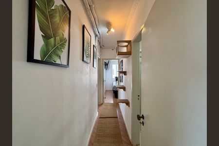 Apartamento à venda com 84m², 2 quartos e 1 vagaCorredor Quartos 