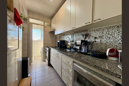 Apartamento à venda com 84m², 2 quartos e 1 vagaCozinha 