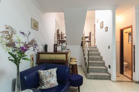 Casa à venda com 136m², 3 quartos e 2 vagas Casa à venda com 136m², 3 quartos e 2 vagasSala