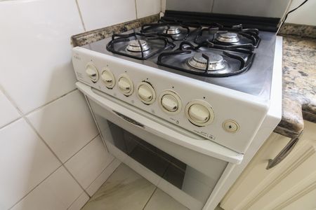 Casa à venda com 136m², 3 quartos e 2 vagas Casa à venda com 136m², 3 quartos e 2 vagasCozinha