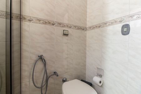 Casa à venda com 136m², 3 quartos e 2 vagas Casa à venda com 136m², 3 quartos e 2 vagasBanheiro Social