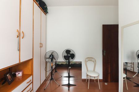 Casa à venda com 136m², 3 quartos e 2 vagas Casa à venda com 136m², 3 quartos e 2 vagasQuarto 2