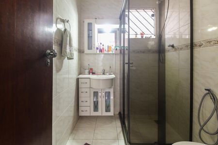 Casa à venda com 136m², 3 quartos e 2 vagas Casa à venda com 136m², 3 quartos e 2 vagasBanheiro Social