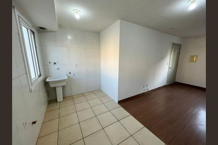 Cozinha de apartamento para alugar com 2 quartos, 49m² em Restinga, Porto Alegre