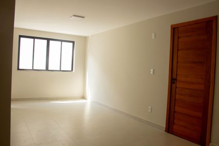 Apartamento para alugar com 70m², 2 quartos e sem vagaSala/Cozinha