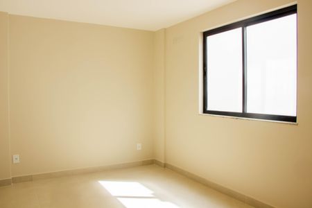 Quarto 1 de apartamento para alugar com 2 quartos, 70m² em Jardim Flamboyant, Cabo Frio