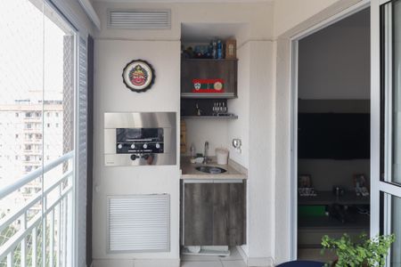 Apartamento à venda com 62m², 2 quartos e 2 vagas Apartamento à venda com 62m², 2 quartos e 2 vagasVaranda