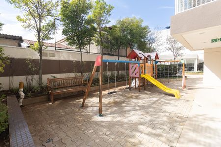 Apartamento à venda com 62m², 2 quartos e 2 vagas Apartamento à venda com 62m², 2 quartos e 2 vagasÁrea comum - Playground