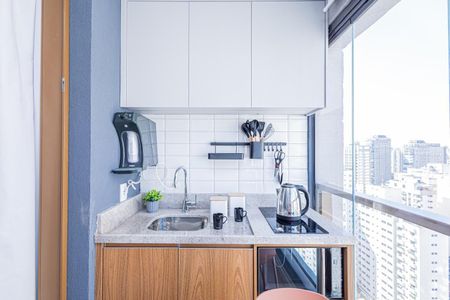 Apartamento à venda com 26m², 1 quarto e sem vaga Apartamento à venda com 26m², 1 quarto e sem vagaVaranda