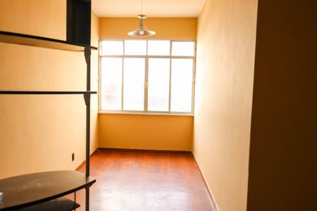 Apartamento à venda com 52m², 1 quarto e sem vaga Apartamento à venda com 52m², 1 quarto e sem vagaSala