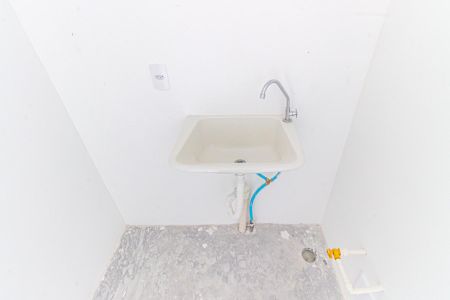 Apartamento à venda com 39m², 2 quartos e 1 vaga Apartamento à venda com 39m², 2 quartos e 1 vagaCozinha e Área de Serviço