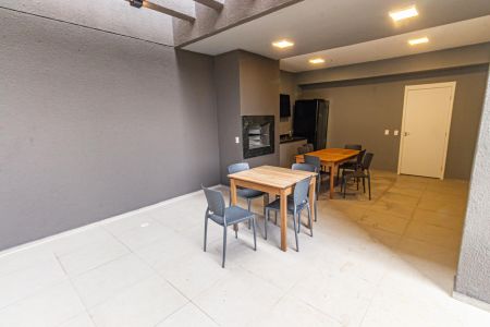 Apartamento à venda com 39m², 2 quartos e 1 vaga Apartamento à venda com 39m², 2 quartos e 1 vagaÁrea comum - Churrasqueira