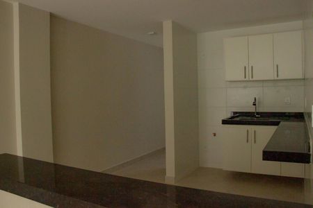 Sala/Cozinha de apartamento para alugar com 2 quartos, 70m² em Jardim Flamboyant, Cabo Frio
