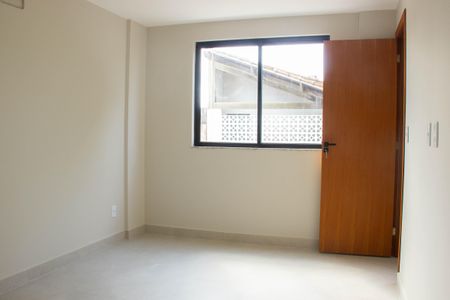 Apartamento para alugar com 70m², 2 quartos e sem vagaQuarto 2 - Suíte