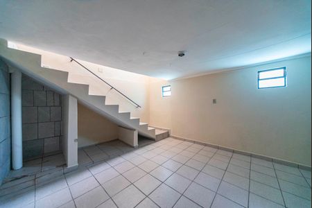 Casa para alugar com 89m², 1 quarto e 1 vagaÁrea de Serviço