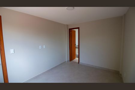 Apartamento para alugar com 2 quartos, 70m² em Jardim Flamboyant, Cabo Frio