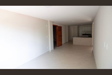 Apartamento para alugar com 2 quartos, 70m² em Jardim Flamboyant, Cabo Frio