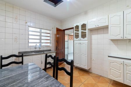 Casa para alugar com 91m², 3 quartos e 2 vagasCozinha