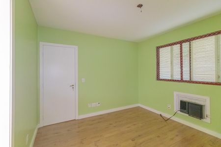 Apartamento à venda com 92m², 3 quartos e 1 vaga Apartamento à venda com 92m², 3 quartos e 1 vagaSuíte