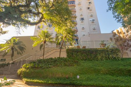 Apartamento à venda com 92m², 3 quartos e 1 vaga Apartamento à venda com 92m², 3 quartos e 1 vagaFachada