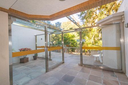 Apartamento à venda com 92m², 3 quartos e 1 vaga Apartamento à venda com 92m², 3 quartos e 1 vagaHall social