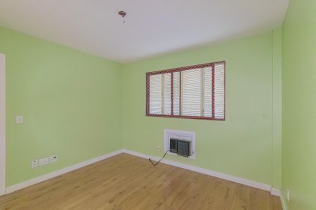 Apartamento à venda com 92m², 3 quartos e 1 vaga Apartamento à venda com 92m², 3 quartos e 1 vagaSuíte