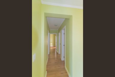 Corredor de apartamento à venda com 3 quartos, 92m² em Centro, Canoas