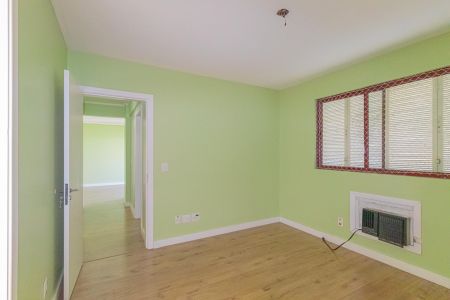 Apartamento à venda com 92m², 3 quartos e 1 vaga Apartamento à venda com 92m², 3 quartos e 1 vagaSuíte