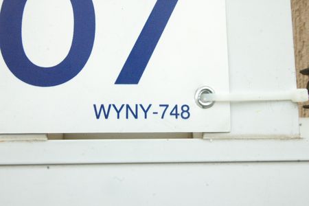 Apartamento à venda com 89m², 2 quartos e 1 vagaPlaca instalada em 27/04/2026 com o código WYNY-748