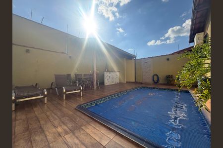 Casa para alugar com 70m², 2 quartos e 2 vagasÁrea gourmet