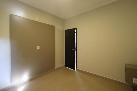 Casa para alugar com 70m², 2 quartos e 2 vagasQuarto 1
