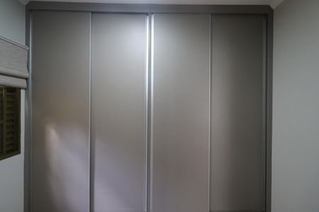 Casa para alugar com 70m², 2 quartos e 2 vagasQuarto 1