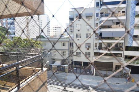 Apartamento à venda com 115m², 3 quartos e 2 vagas Apartamento à venda com 115m², 3 quartos e 2 vagasSuíte