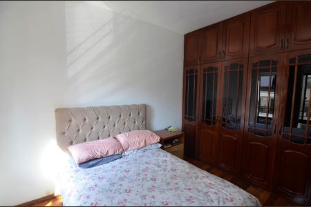 Apartamento à venda com 115m², 3 quartos e 2 vagas Apartamento à venda com 115m², 3 quartos e 2 vagasSuíte