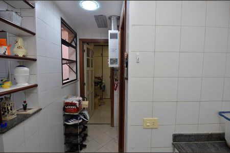 Apartamento à venda com 115m², 3 quartos e 2 vagas Apartamento à venda com 115m², 3 quartos e 2 vagasÁrea de Serviço