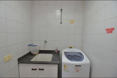 Apartamento à venda com 115m², 3 quartos e 2 vagas Apartamento à venda com 115m², 3 quartos e 2 vagasÁrea de Serviço