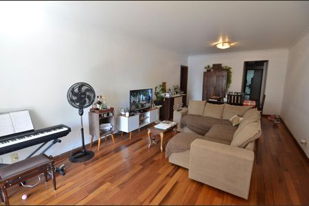 Apartamento à venda com 115m², 3 quartos e 2 vagas Apartamento à venda com 115m², 3 quartos e 2 vagasSala