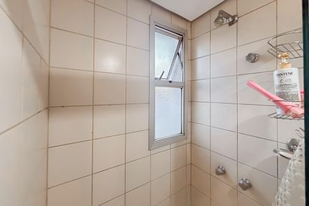 Apartamento à venda com 133m², 3 quartos e 2 vagasBanheiro da Suíte 1