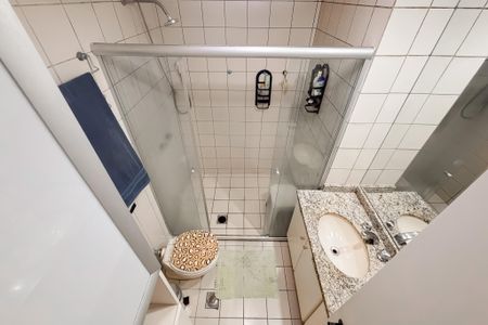 Apartamento à venda com 133m², 3 quartos e 2 vagasBanheiro da Suíte 2