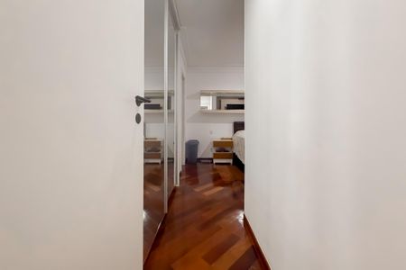 Apartamento à venda com 133m², 3 quartos e 2 vagasSuíte 2