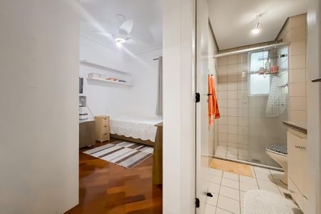 Apartamento à venda com 133m², 3 quartos e 2 vagasSuíte 1
