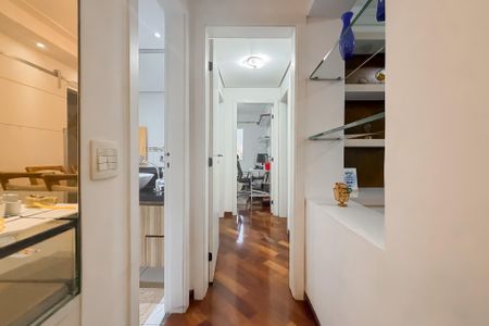Apartamento à venda com 133m², 3 quartos e 2 vagasCorredor